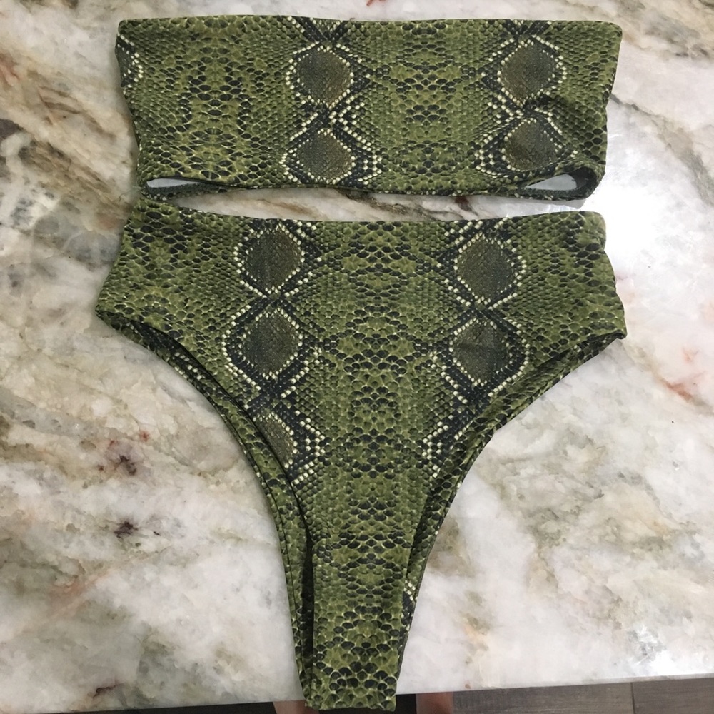 High waisted swimsuit